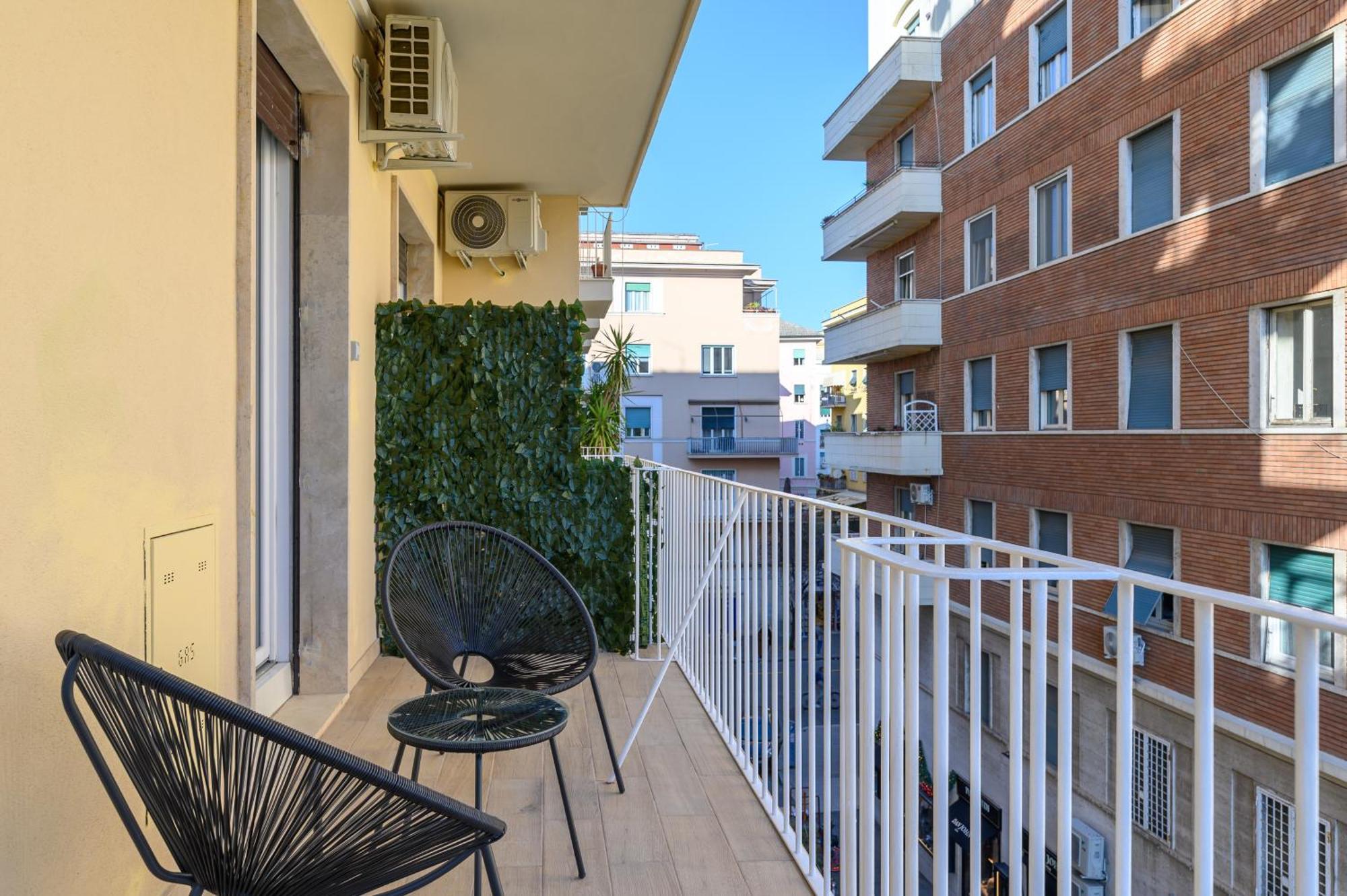 Tolu Relais, Rome